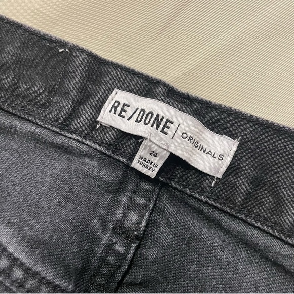 RE/DONE- 70s High Rise Stovepipe Distressed Frayed Hem Jeans in Aged Black - Picture 9 of 10